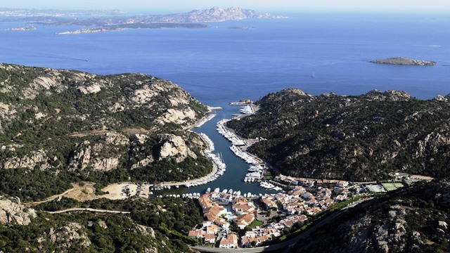 Poltu quatu   marina dell'orso   descrizione